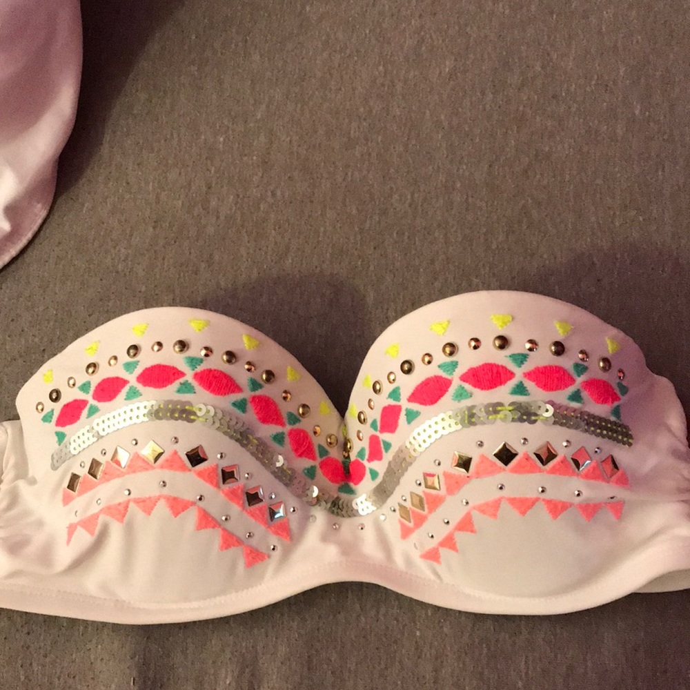 Bikini top